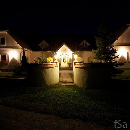 Hotel Zsida Szentgotthárd Buitenkant foto